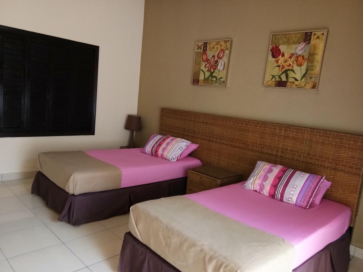 Qastury Gold Coast Morib Resort Eksteriør billede